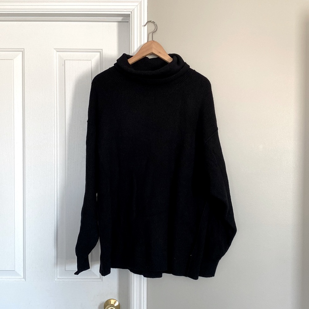 Free People • black funnel neck sweater • size M